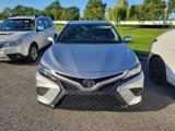 Used 2018 Toyota Camry SE image 2