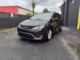 Used 2017 Chrysler Pacifica Touring-L w/ Tire & Wheel Group image 3