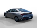 Used 2024 Hyundai Elantra SEL image 3