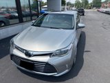 Used 2017 Toyota Avalon Limited image 2