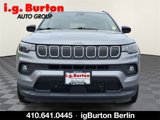 Used 2022 Jeep Compass Latitude image 2