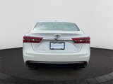 Used 2017 Toyota Avalon XLE Premium image 4