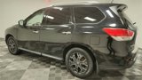 Used 2014 Nissan Pathfinder SV w/ Cargo Package image 5