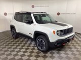 Used 2015 Jeep Renegade Trailhawk image 3
