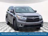 Used 2015 Toyota Highlander Limited Platinum image 4