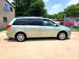 Used 2007 Toyota Sienna XLE image 2