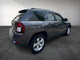 Used 2017 Jeep Compass Latitude image 4