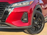 Used 2023 Nissan Kicks SR image 3