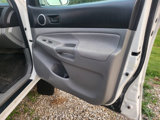 Used 2011 Toyota Tacoma 4x4 Access Cab V6 image 5
