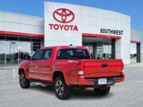 Used 2017 Toyota Tacoma TRD Sport image 4
