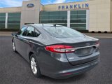 Used 2018 Ford Fusion SE w/ Fusion SE Technology Package image 5