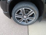 Used 2018 GMC Acadia Denali image 2