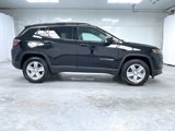 Used 2022 Jeep Compass Latitude image 2