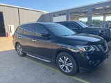Used 2019 Nissan Pathfinder SL image 2