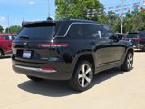 Used 2022 Jeep Grand Cherokee Limited w/ Trailer Tow Prep Group (B) image 3