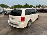 Used 2011 Dodge Grand Caravan Crew image 4