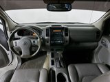 Used 2010 Nissan Frontier LE image 3