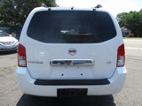 Used 2007 Nissan Pathfinder LE image 3