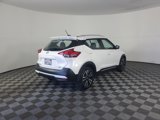 Used 2018 Nissan Kicks SR image 4