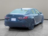 Used 2025 Toyota Camry SE image 6