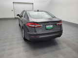 Used 2020 Ford Fusion SE image 6