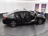 Used 2023 Nissan Sentra SV image 6