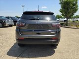 Used 2018 Jeep Compass Latitude w/ Popular Equipment Group image 5