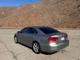 Used 2014 Volkswagen Passat 1.8T SE image 4
