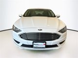 Used 2017 Ford Fusion SE image 2