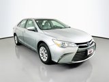 Used 2017 Toyota Camry LE image 3