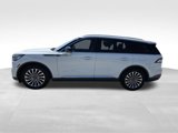 Used 2020 Lincoln Aviator Reserve w/ Equipment Group 201A image 4