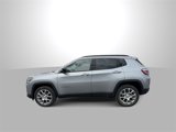Used 2022 Jeep Compass Latitude image 5