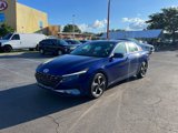 Used 2023 Hyundai Elantra Limited image 2