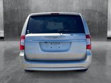 Used 2014 Chrysler Town & Country Touring image 3