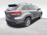 Used 2019 Toyota Highlander XLE image 5