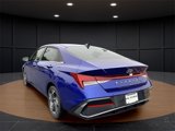 Used 2024 Hyundai Elantra SEL w/ Convenience Package image 3