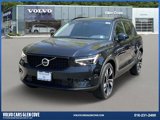 Certified 2025 Volvo XC40 B5 Plus w/ Protection Package Premier image 2