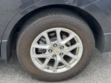 Used 2022 Chevrolet Equinox LT w/ Driver Convenience Package image 3