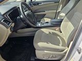 Used 2020 Ford Fusion SE image 3