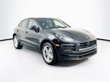 Certified 2025 Porsche Macan image 3