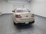 Used 2017 Ford Taurus SE image 6