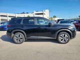 Used 2023 Nissan Rogue SV image 3