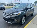 Used 2017 Ford Escape SE w/ Equipment Group 201A image 3