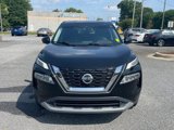 Used 2021 Nissan Rogue SV image 2
