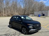 Used 2024 Hyundai Venue SEL image 3