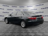 Used 2015 Toyota Camry LE image 3