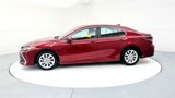 Used 2021 Toyota Camry LE image 3