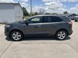 Used 2020 Ford Edge SE image 4
