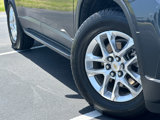 Used 2020 Chevrolet Traverse LT image 2