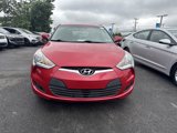 Used 2016 Hyundai Veloster image 2
